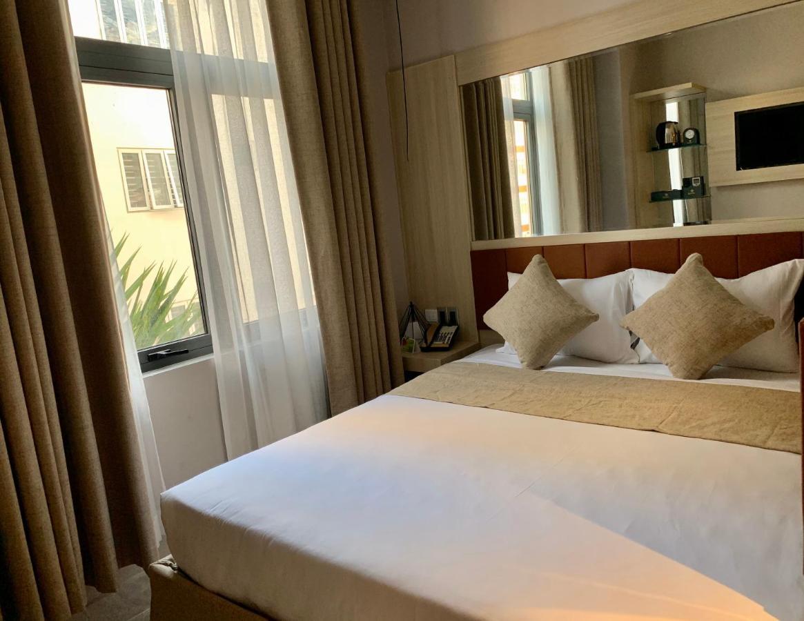 Holiday 2 Hotel كان ثو المظهر الخارجي الصورة